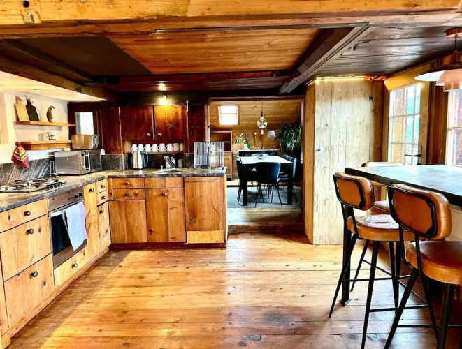 Chalet in Rougemont Near Ski Slopes