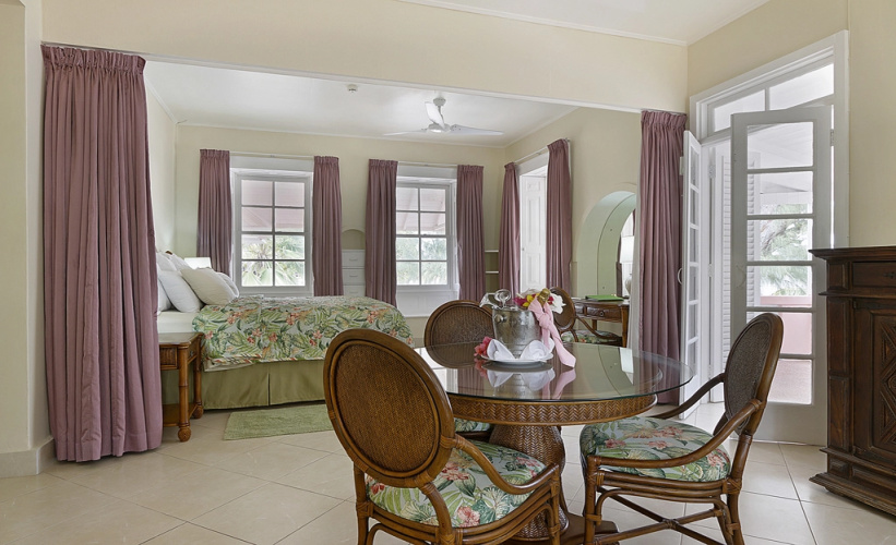 Southern Palms Beach Resort