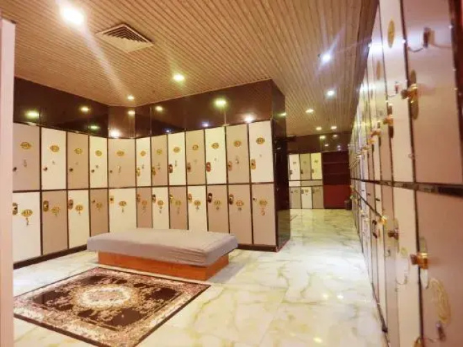 Grand Dragon Hotel