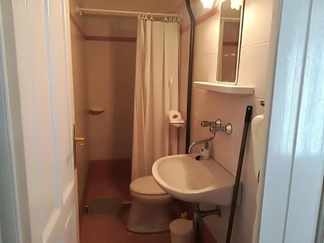 2 Bedrooms Apartment with balcony and with view