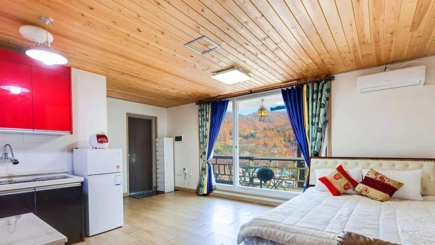 1 Bedroom Standard room with balcony