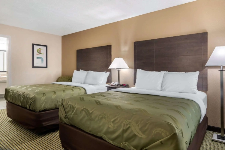 Standard Quadruple room