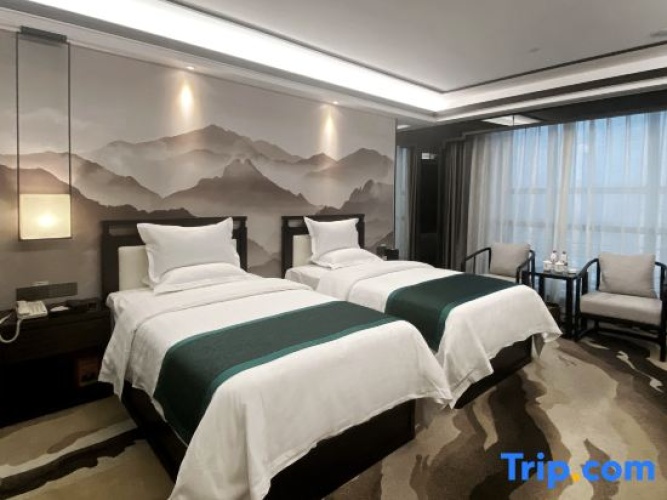 Premier Suite