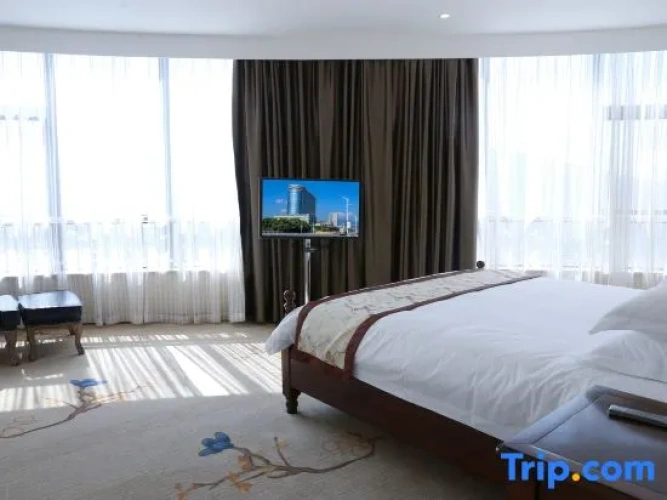 2 Bedrooms Suite