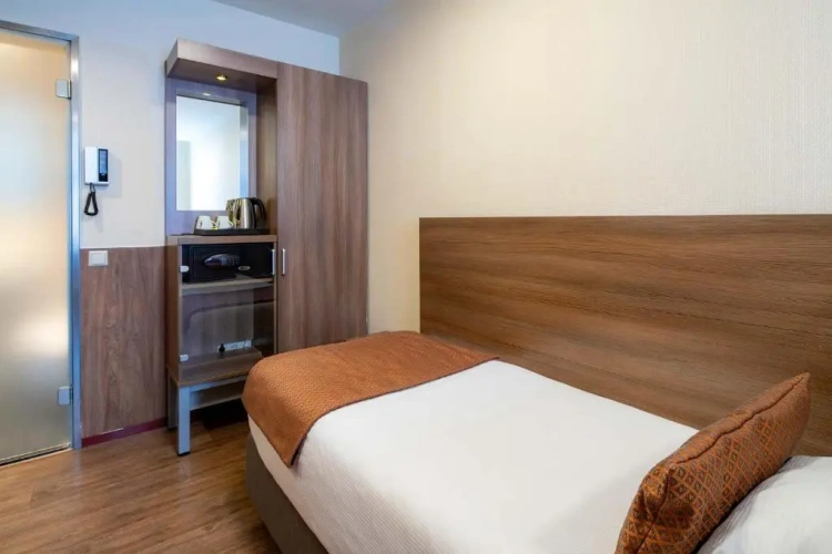 Classic Single room