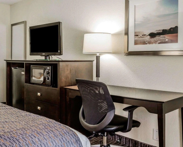 Clarion Inn Mt. Pleasant - Charleston photo 7