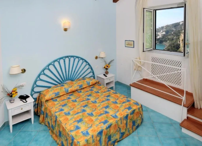 Superior Double room with partial sea view