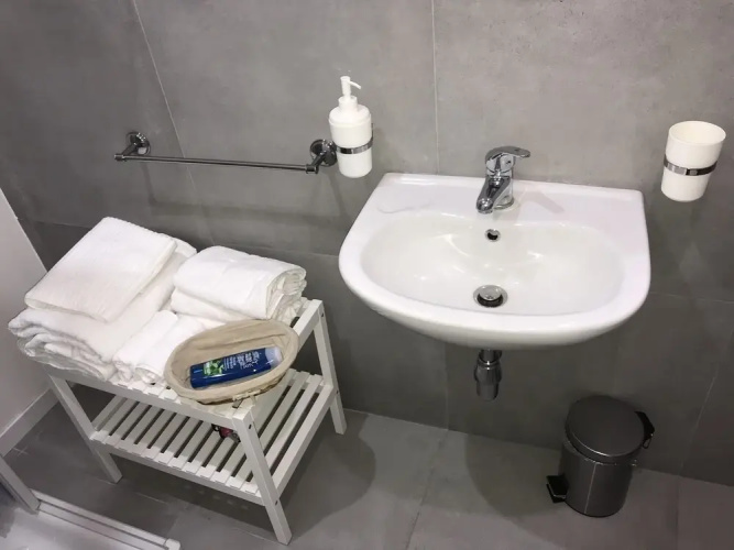 Free Flat
