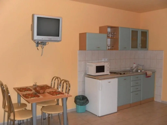 1 Bedroom Apartment with balcony