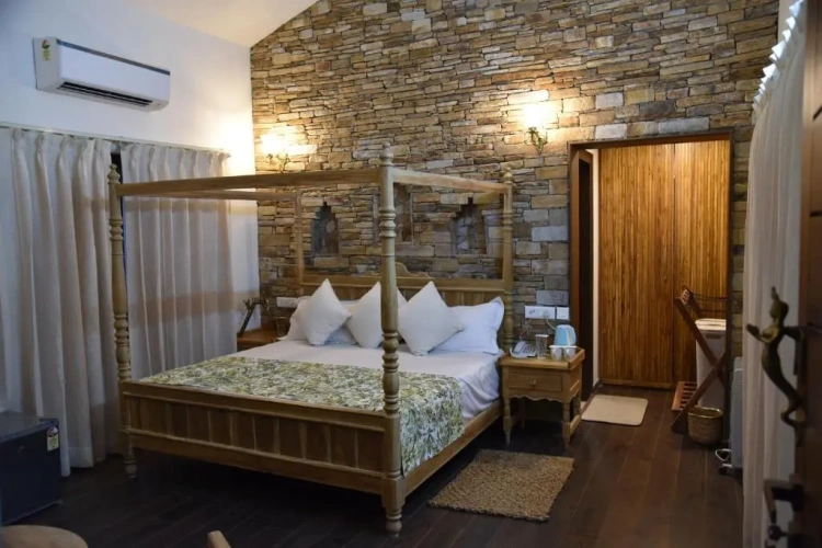 Standard Double room with garden view