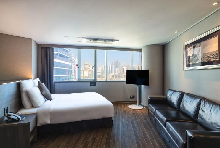 Kent Hotel Gwangalli by KensingtonOver view