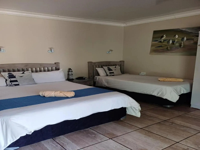 Palms Lodge