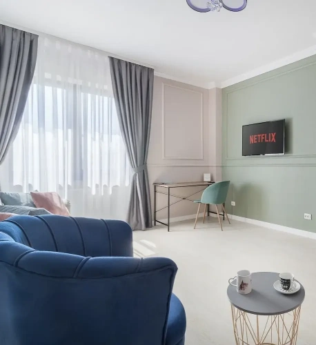 Deluxe Apartment with balcony and with city view