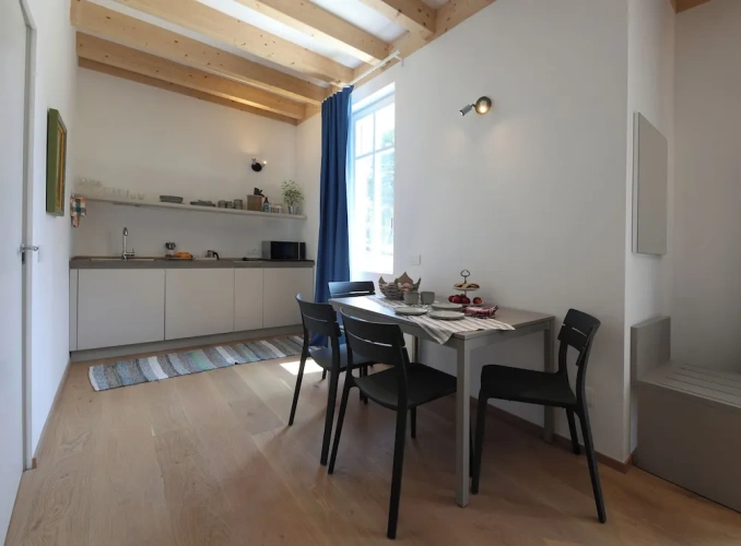 Deluxe Studio with balcony and with mountain view