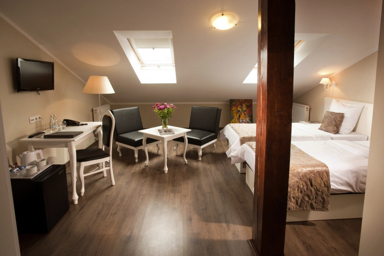 Leone Aparthotel