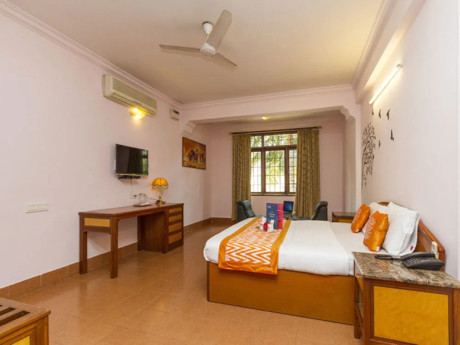 OYO 1906 Apartment near Langford Road