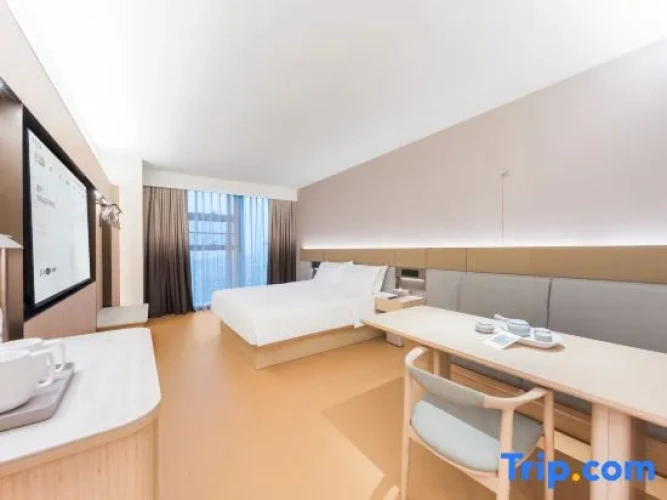 Superior Double room with city view