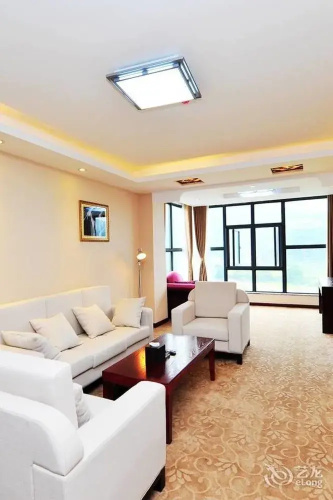 Guoshun Holiday Hostel