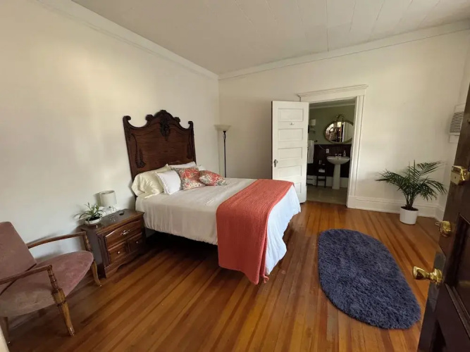 The Boho Buffalo Inn