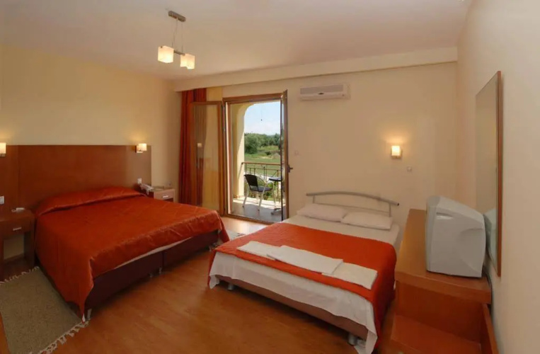Zorbas Hotel