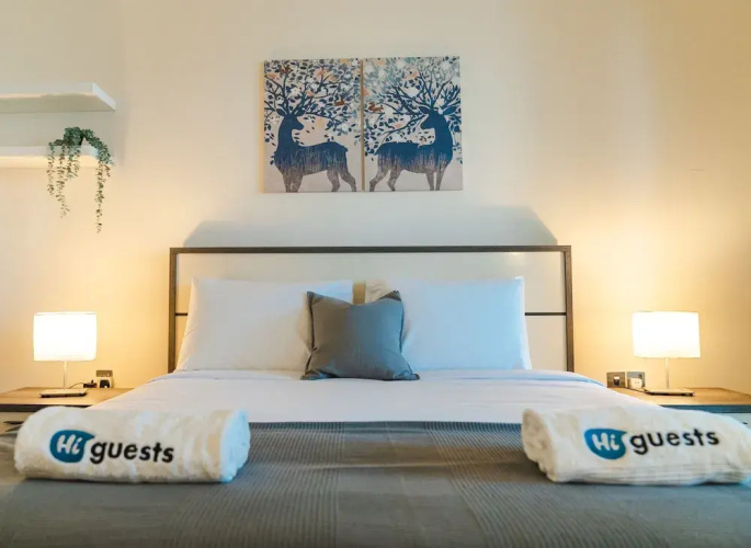 Marina Residences 6