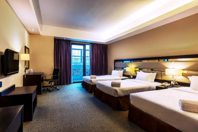 Standard Triple room