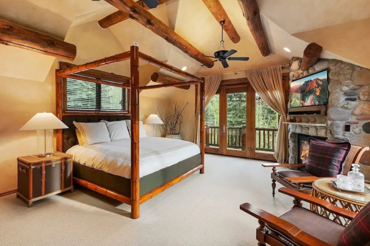 Wildwood Ridge 5 Bedroom Home