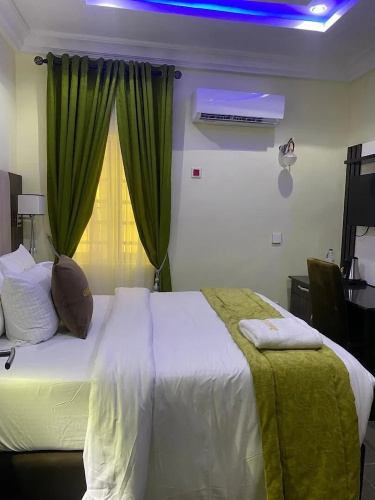 GrandField Hotels