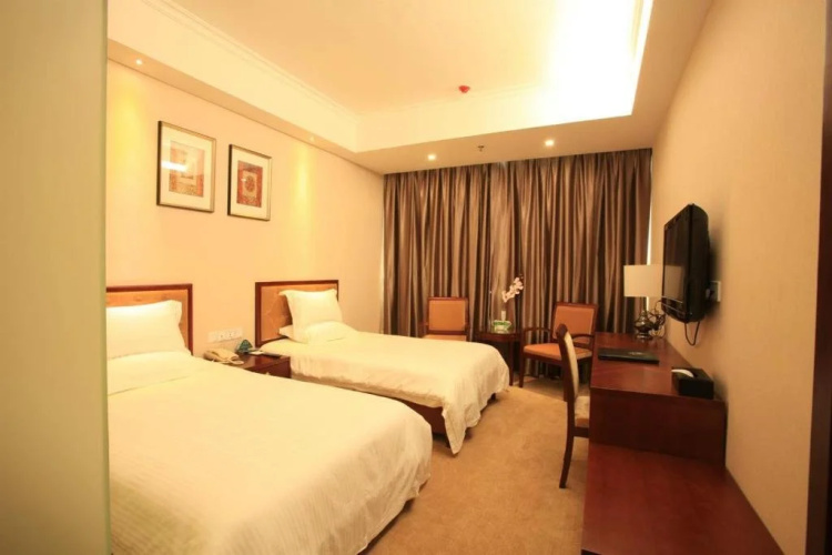 Green Tree Inn-datong Xiangyang West Street Branch