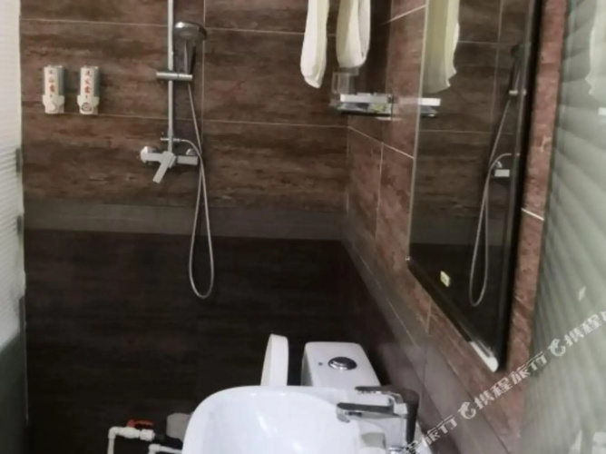 Baihequan Hotel