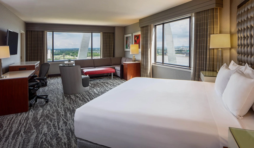 Deluxe Arch View Double room
