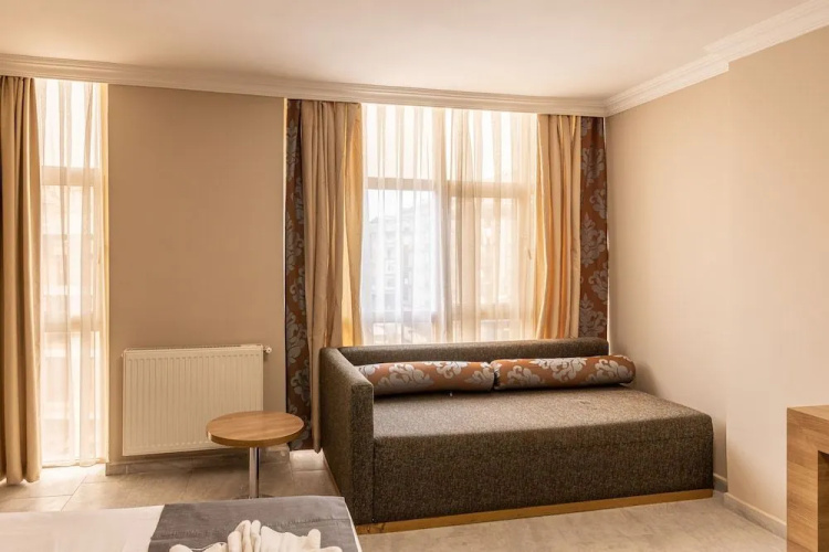 Blue Park Hotel
