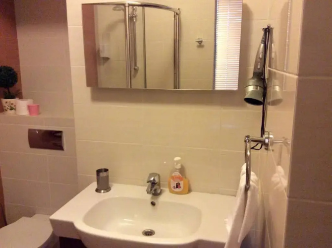 Business Hotel