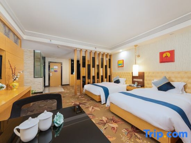 Deluxe Quadruple room