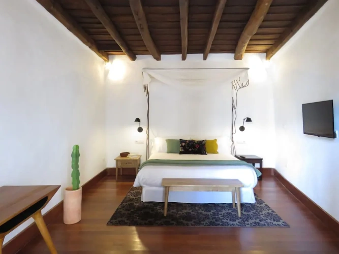 N2 Double room