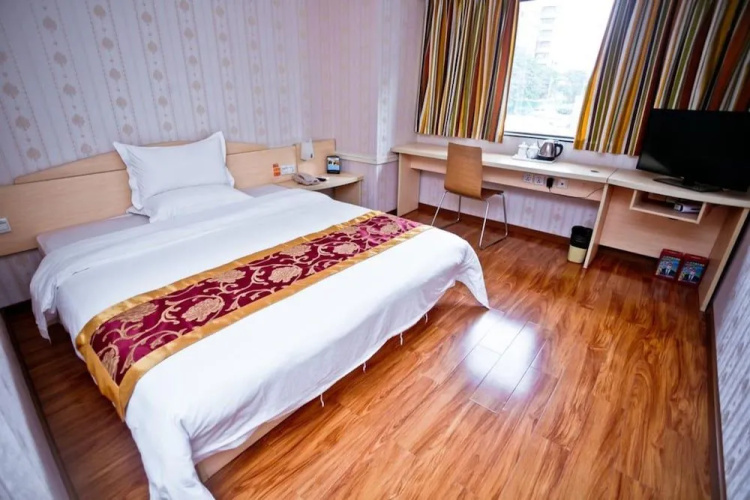 Leo Boutique Hotel