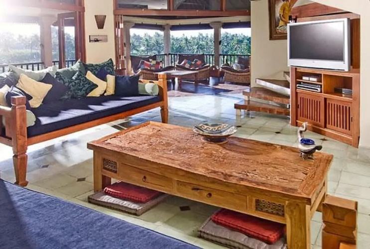 Villa Anyar