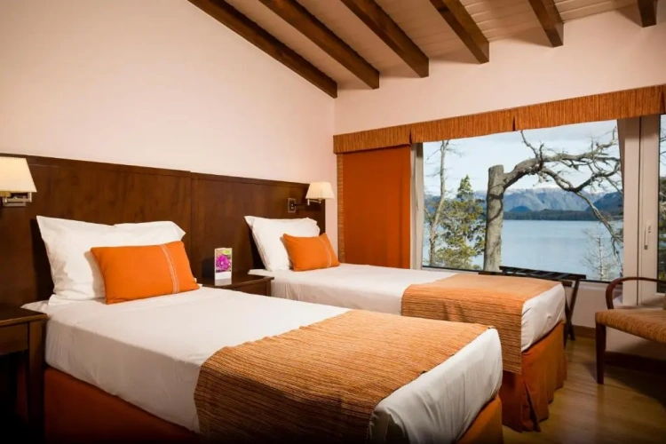 Classic Double room with lake view