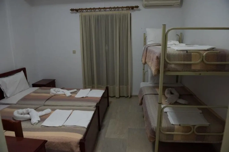 Standard Quadruple room