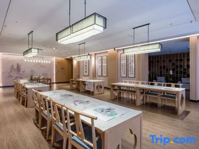 Xingyun Elegant Restaurant (Datong University Branch)