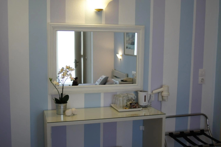 Cyclades Hotel & Studios