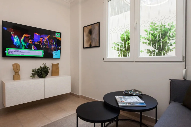 The Kipseli Suite Sophisticated Cozy apt