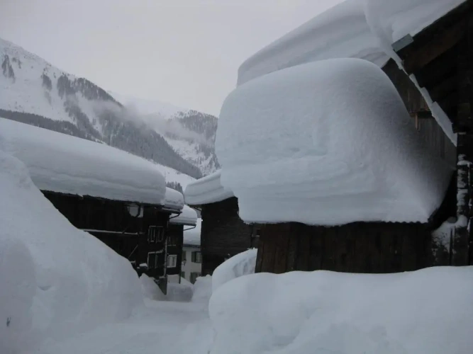 2 Bedrooms Double Chalet