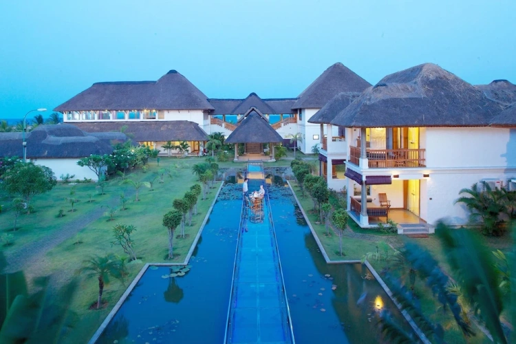 1 Bedroom Presidential Villa with pool view