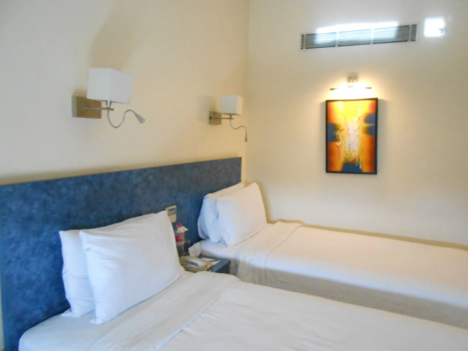 Lemon Tree Hotel Chinchwad Pune