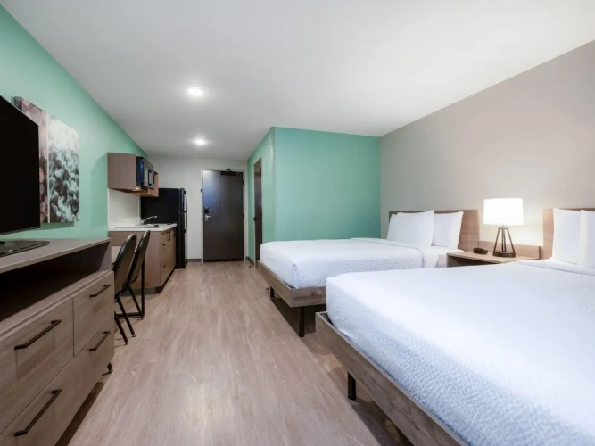 Quadruple Suite
