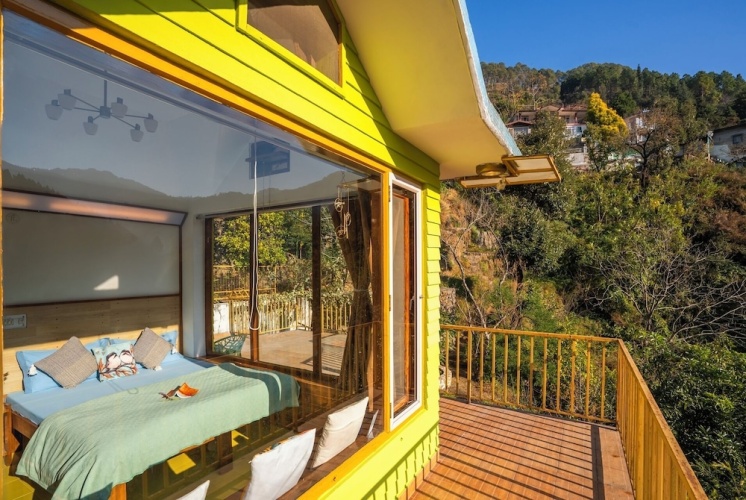 Deluxe Quadruple room with balcony and with view