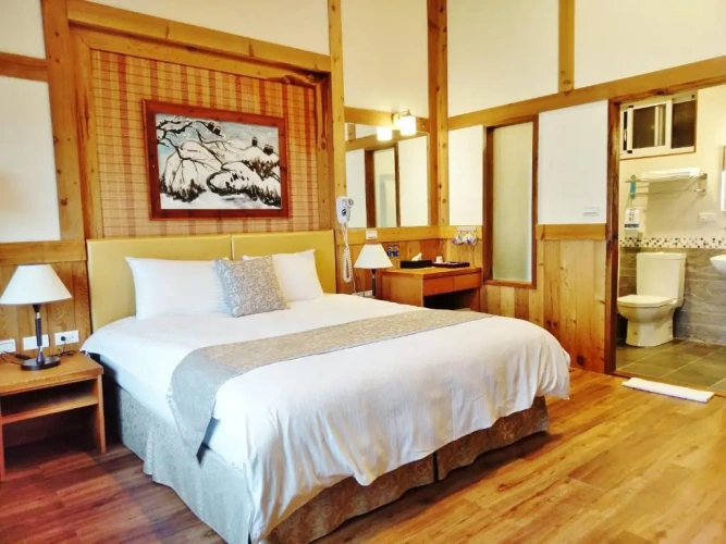 Standard Double room with mountain view