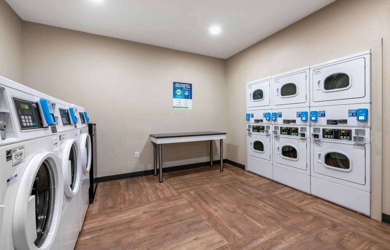 Extended Stay America Premier Suites Tampa Fairgrounds Casino! photo 14