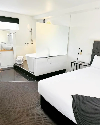 Deluxe Double Suite with balcony